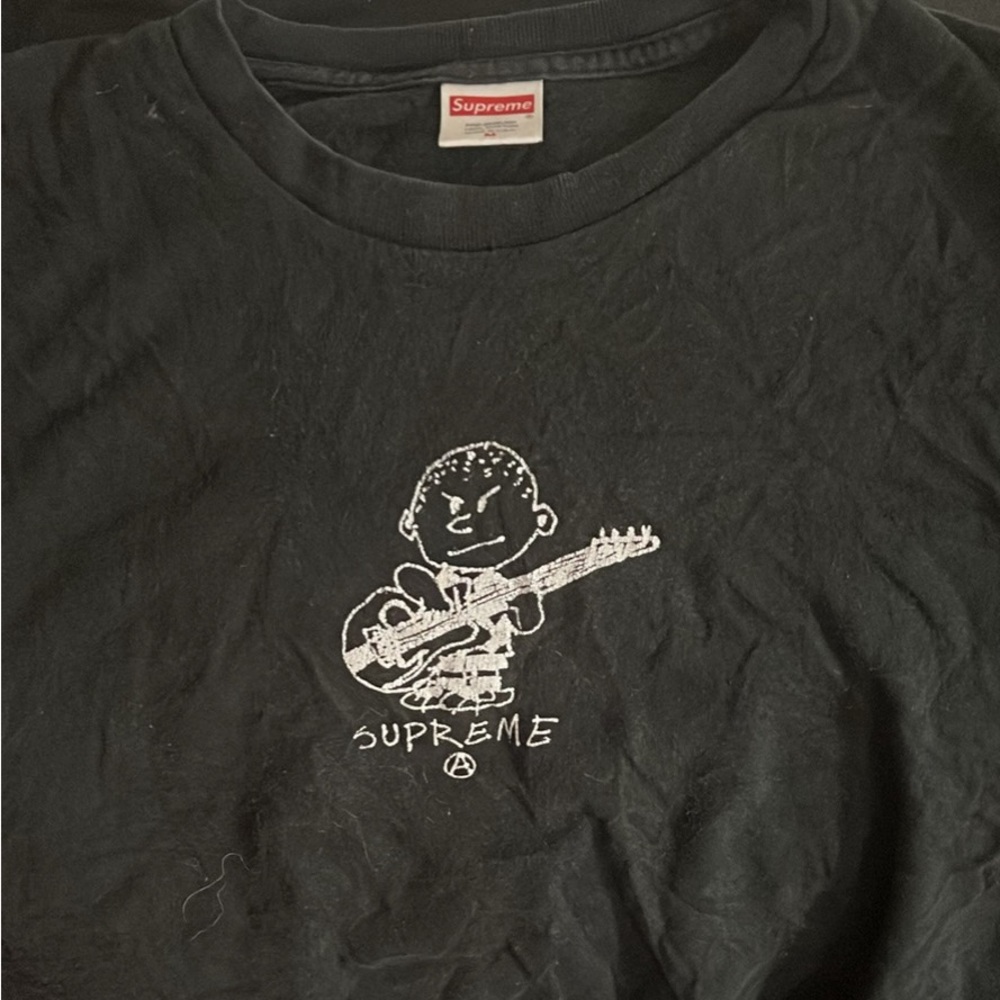 supreme tee